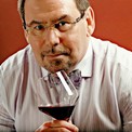 Леонид Липовецкий, автор книг «Вина Италии. Нескучные рассказы» и «Франция. Вино и люди», ведущий блога «Винный Чайник».